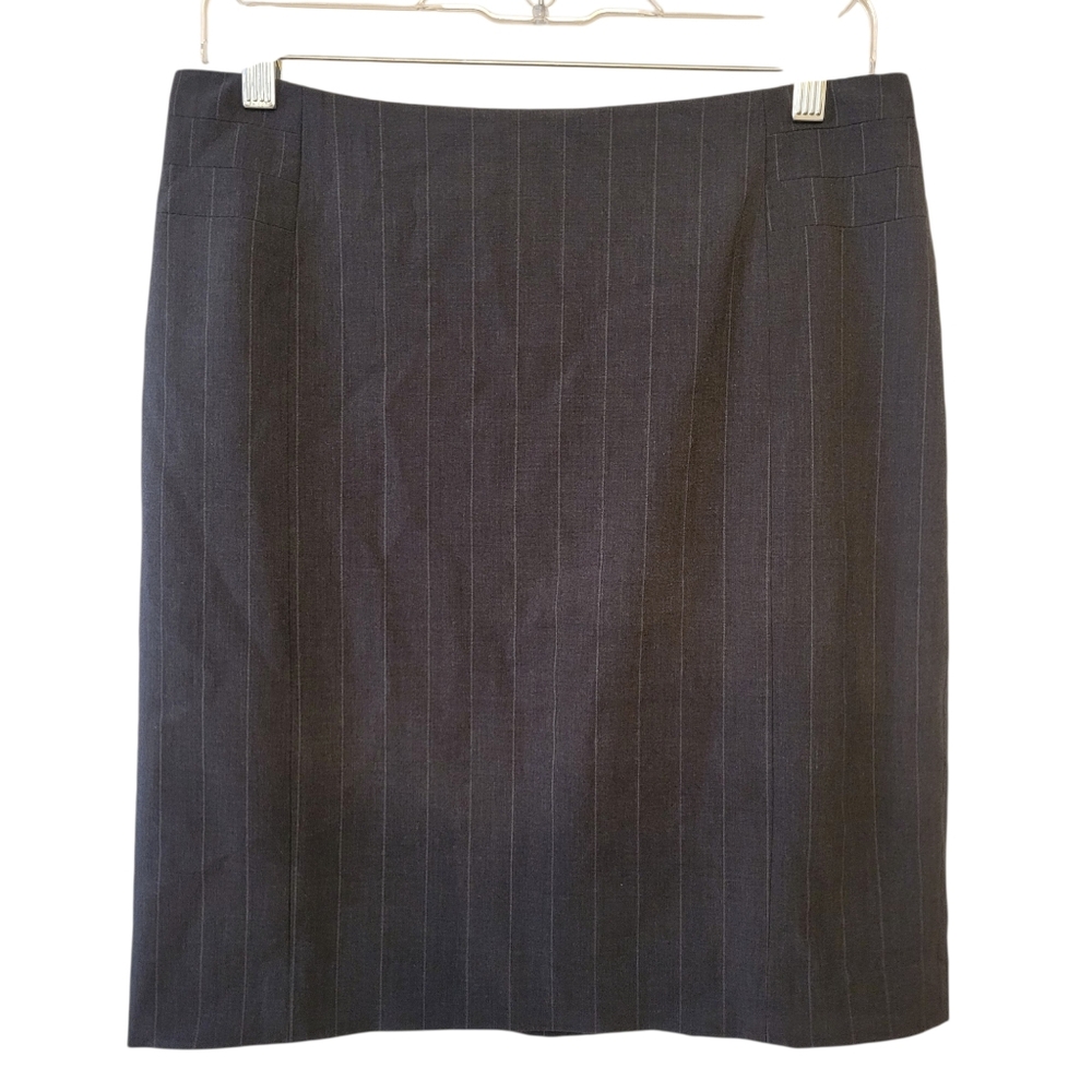 Banana Republic Dark Gray Pinstripe Pencil Skirt Size 8